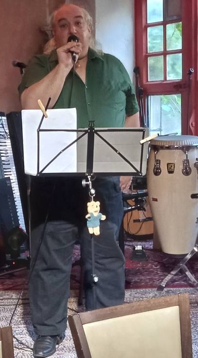 Michael R singt